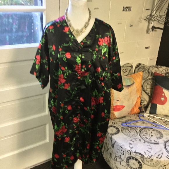 XLVintage VANITY FAIR  FLOWERED  SATIN GOWN  PAJAMAS - Picture 1 of 10